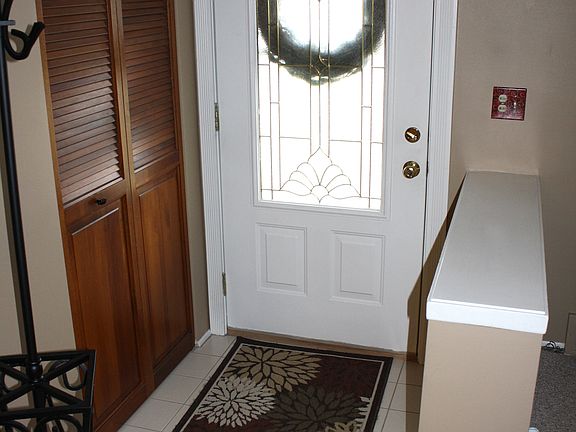 3rd image of 5505 Sharon Ave