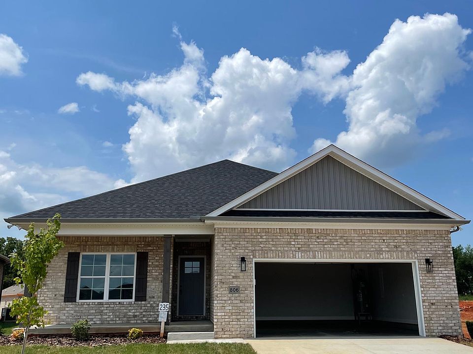 1st image of 812 Poplar Log Dr