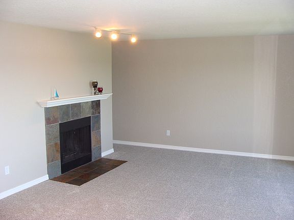 4th image of 1700 W Sunn Fjord Ln APT L209