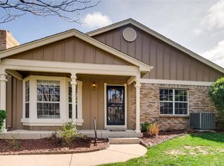2995 W Long Ct APT D, Littleton, CO 80120