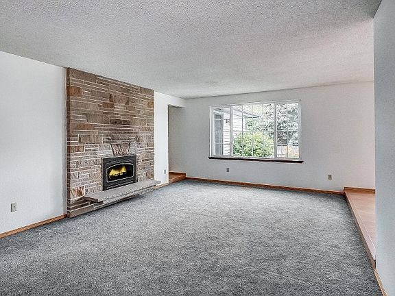 4th image of 2405 151st St E