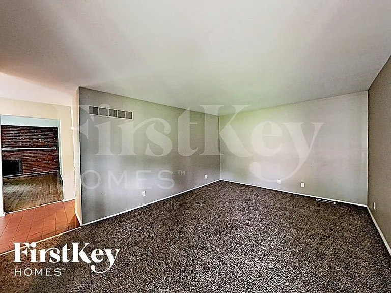 3558 Whispering Woods Dr — Photo 7