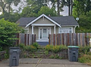 1549 Charleston Beach Rd W, Bremerton, WA 98312