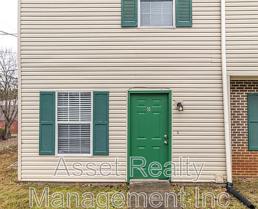2nd image of 9157 Cedarpark Ln APT D