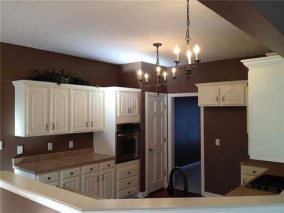 2nd image of 1105 Summerway Dr