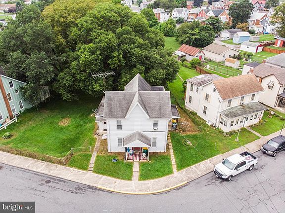 5th image of 234 Hamilton Ave
