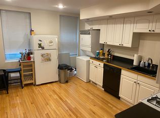 381 Hanover St #1381, Boston, MA 02113