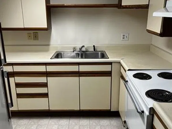 2304 Lincoln Rd, Bellevue, NE