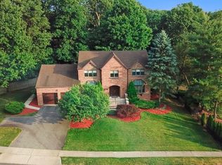 74 Hubbardton Rd, Wayne, NJ 07470