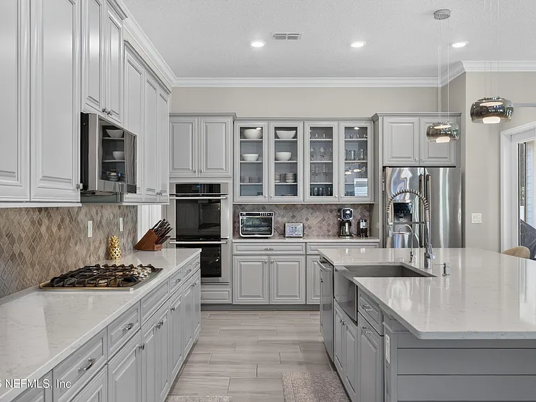 22 Azura Point — Photo 8