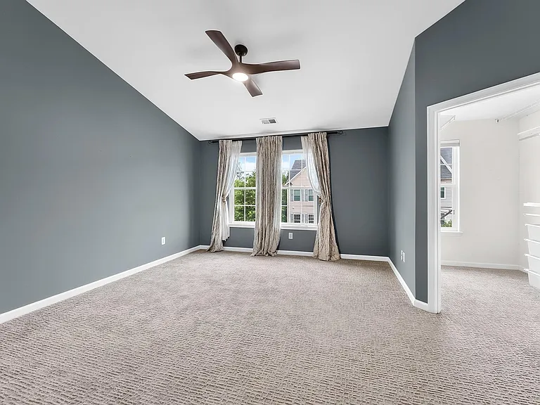 7015 Trek Way — Photo 25