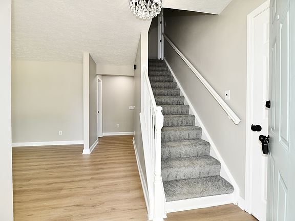 3rd image of 1832 Ambassador Ct