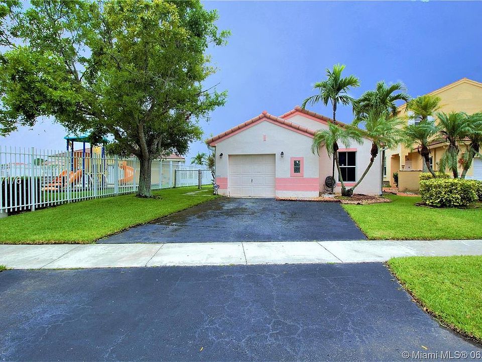 1st image of 2122 NW 184th Way
