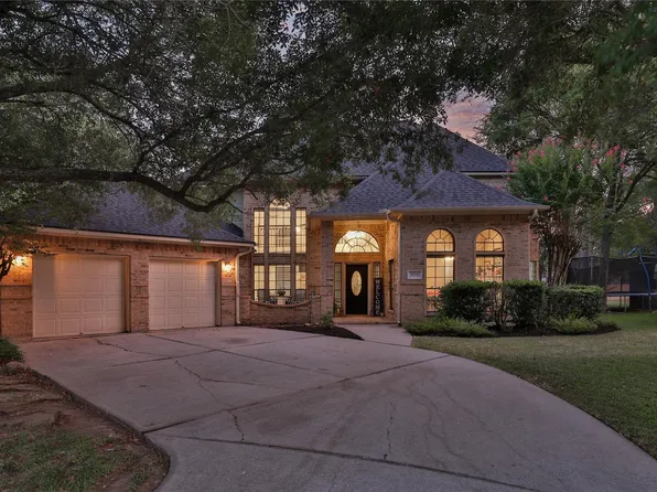 8006 Devlin Dr, Humble, TX 77346