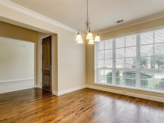 2nd image of 4211 Eagle Dr
