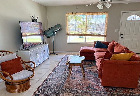 2nd image of 2657 Roxbury Cir