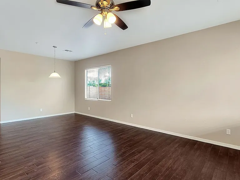 9037 W Plum Rd — Photo 14