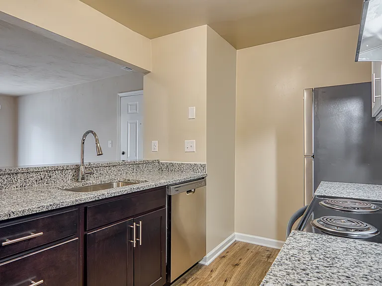 Summer Station Apartments Where Comfort Meets Coastal Living — Photo 31