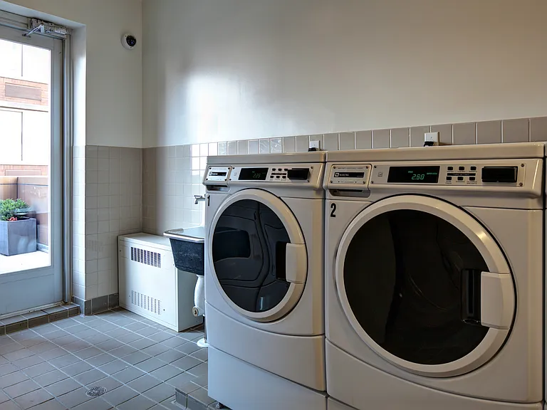 40 Gold St #7B — Photo 12