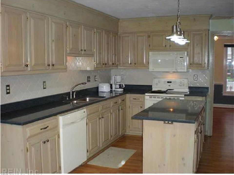 409 Las Gaviotas Blvd, Chesapeake, VA 23322 Zillow