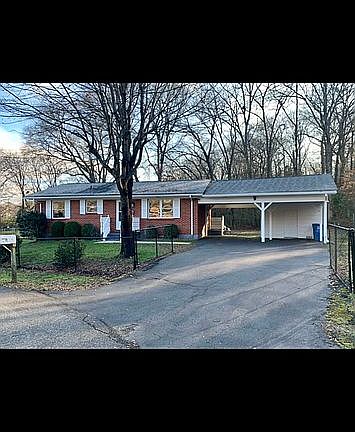 3rd image of 1328 Mayfield Ln