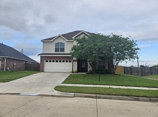 727 Sendero Rd, Arlington, TX 76002