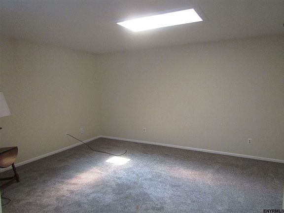 3rd image of 8D Lacosta Dr