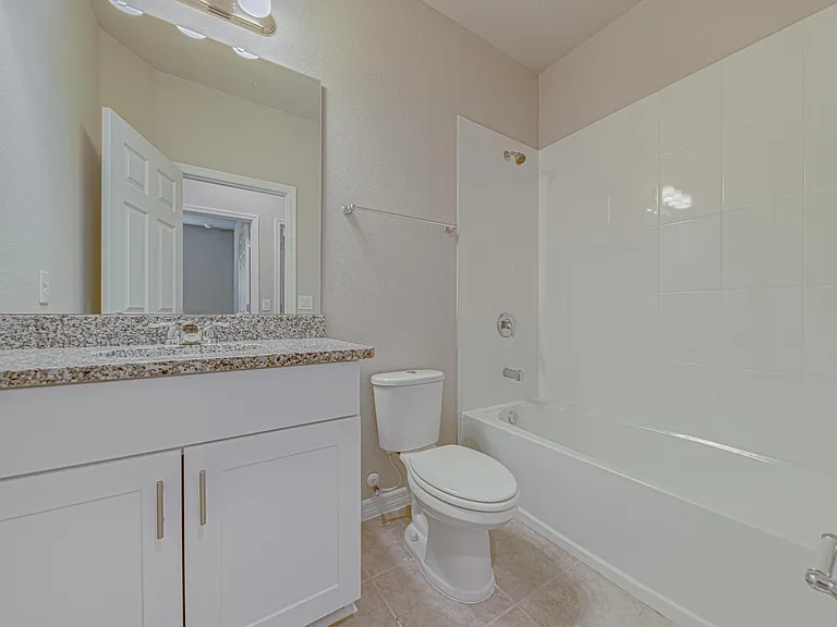 524 Venetian Palms Blvd — Photo 29
