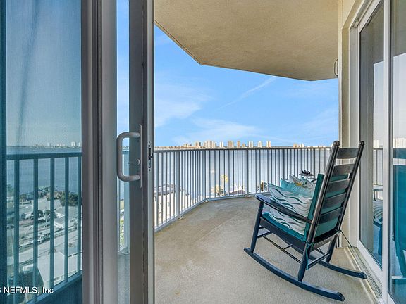 5th image of 2801 RIDGEWOOD Avenue #1015