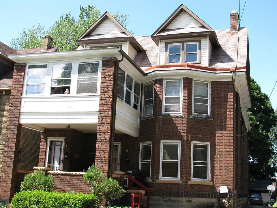 2nd image of 1036 W 7th St #2