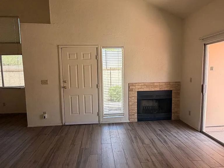 2019 W Lemon Tree Pl #1107 — Photo 3