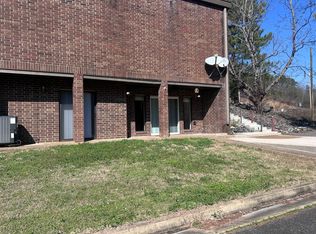 1127 Airport Rd #A, Hot Springs National Park, AR 71913