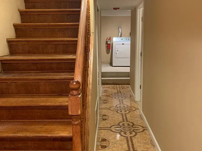 3350 Conrad St #B — Photo 10