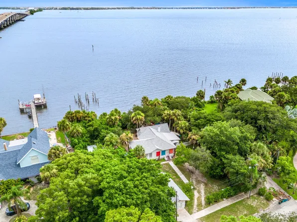 1365 Pineapple Ave, Melbourne, FL 32935