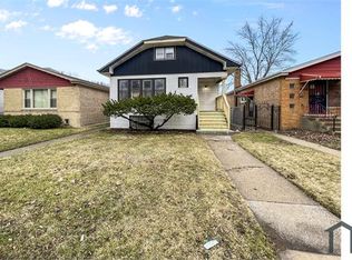 915 W 111th St, Chicago, IL 60643