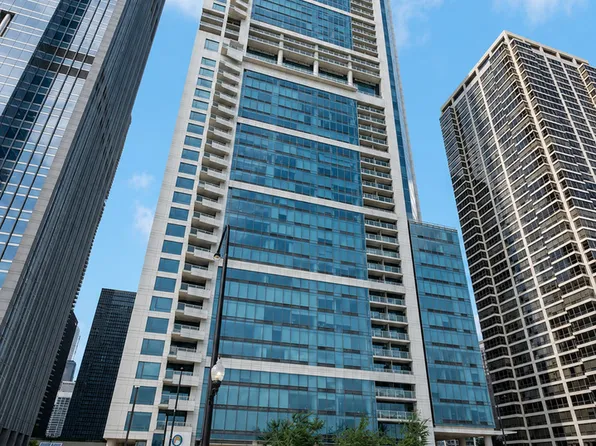 340 E Randolph St APT 4906, Chicago, IL 60601
