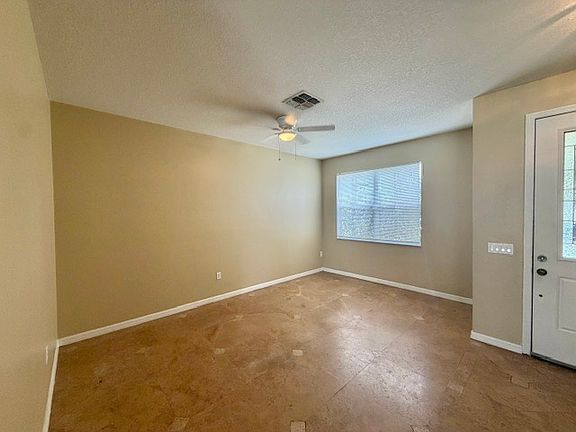 5th image of 452 Janice Kay Pl
