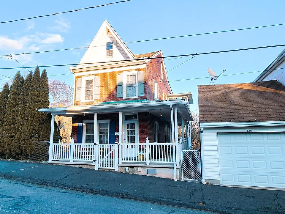 225 Cherry St, Saint Clair, PA 17970 Zillow