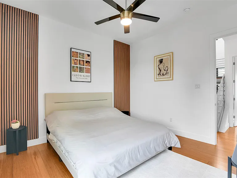 1411 Hickory St — Photo 11