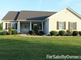 130 Dixie Trce, Oakland, KY 42159
