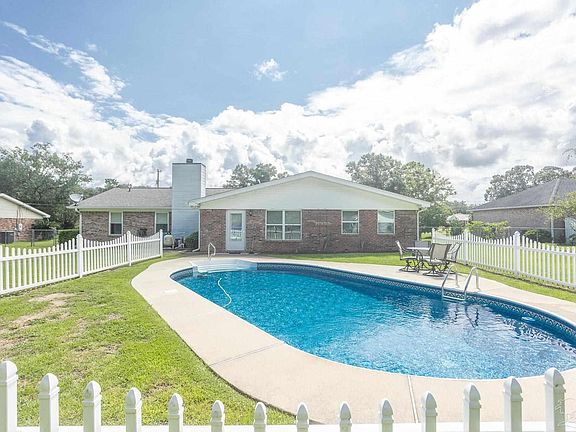 4th image of 7715 Brandywood Dr