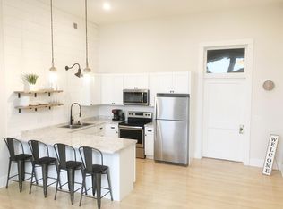 801 N Lincoln Dr #202, Hancock, MI 49930