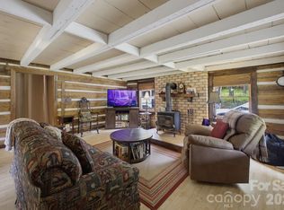 1239 W McGuinn Rd, Mill Spring, NC 28756