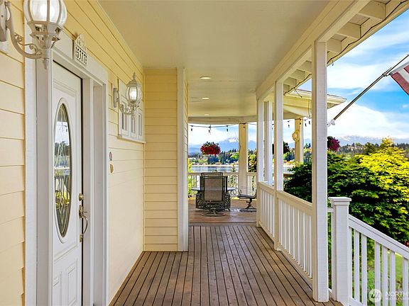 3rd image of 5377 E Blaisdell Lane