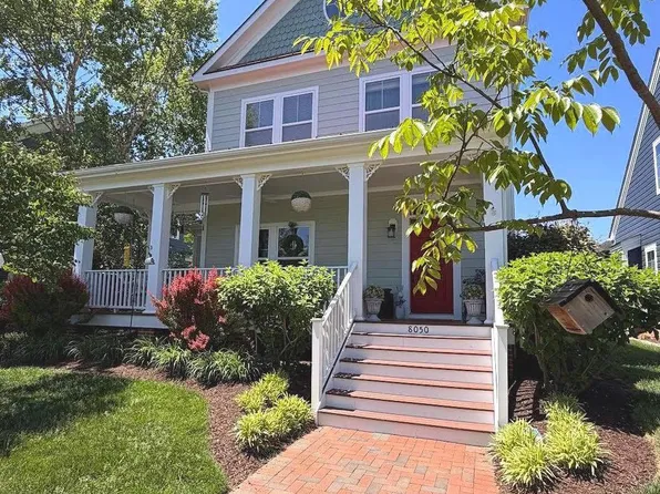8050 Easton Village Dr, Easton, MD 21601