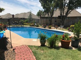 16633 Halbrooke Rd, Edmond, OK 73012