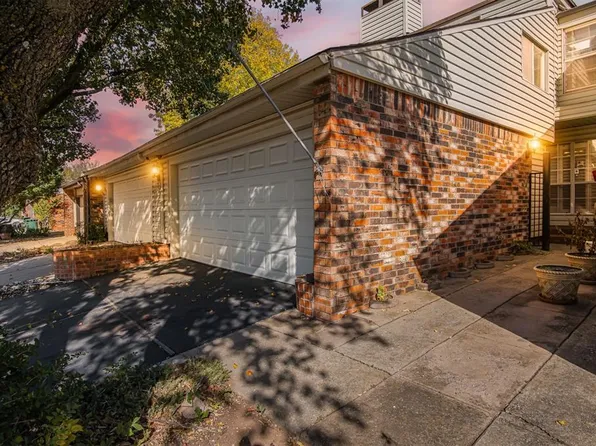 2009 Three Stars Rd, Edmond, OK 73034