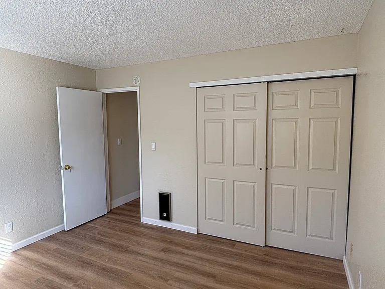 3 Lewis Ave #5 — Photo 13