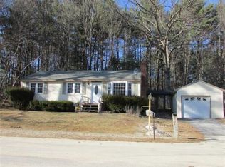 6 Rose Dr, Hudson, NH 03051