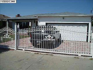 1st image of 2809 Gaynor Ave